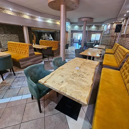 ホテル Prenoociste Simke