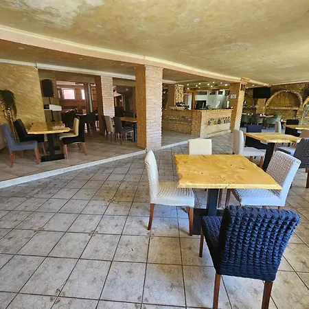 Prenoociste Simke ホテル 3*